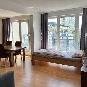 lea-apartments-zoo-panoramablick-mit-terasse.bestleipzighotels.com/